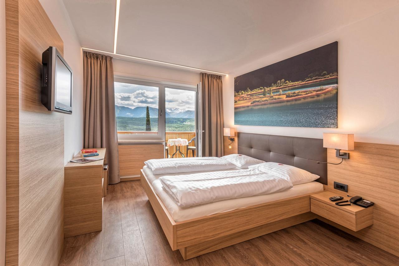 Hotel Irma 3*
